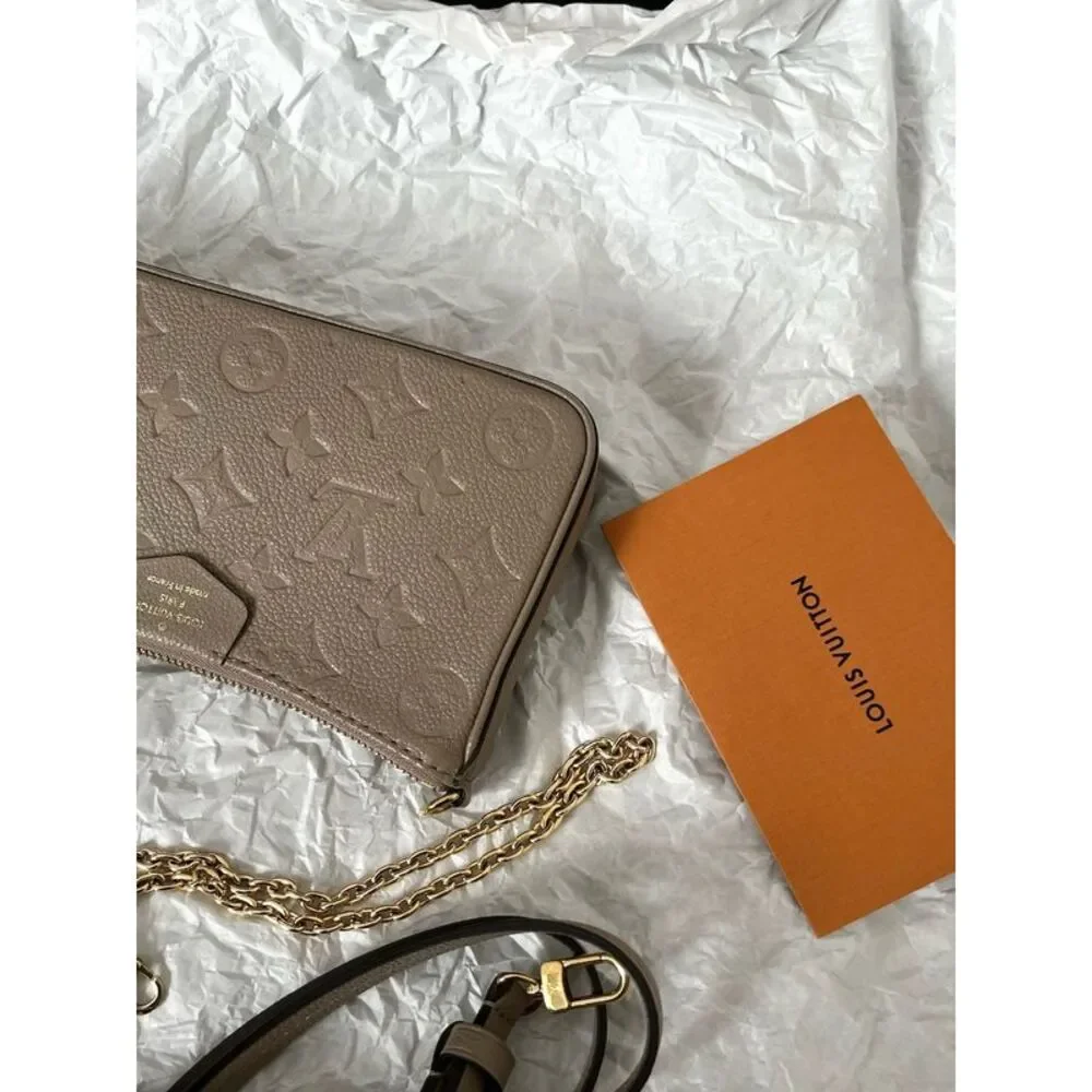 Louis Vuitton Women Pre-Loved Bag Very Good Condition - Picture 8 of 8